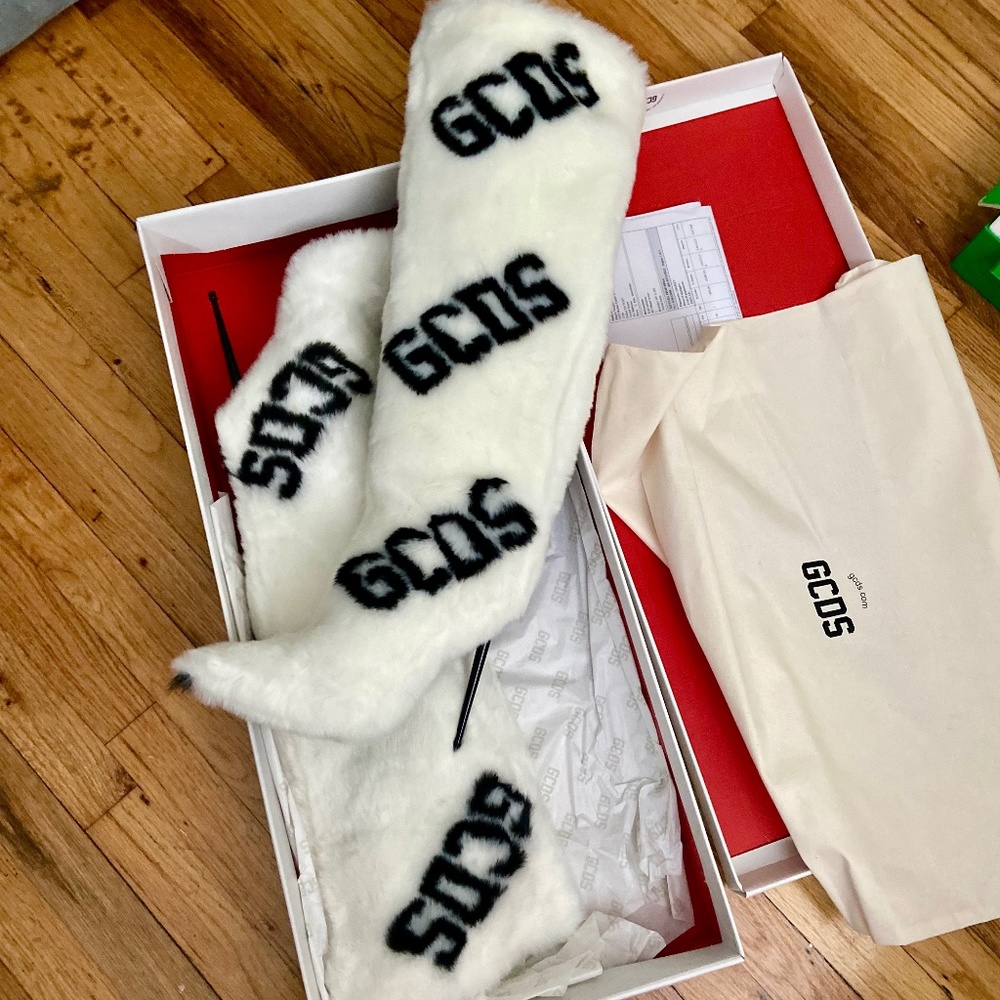 Gcds logo-print faux fur 130mm boots